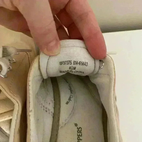 Grasshoppers Beige Canvas Sneakers - Picture 9 of 11